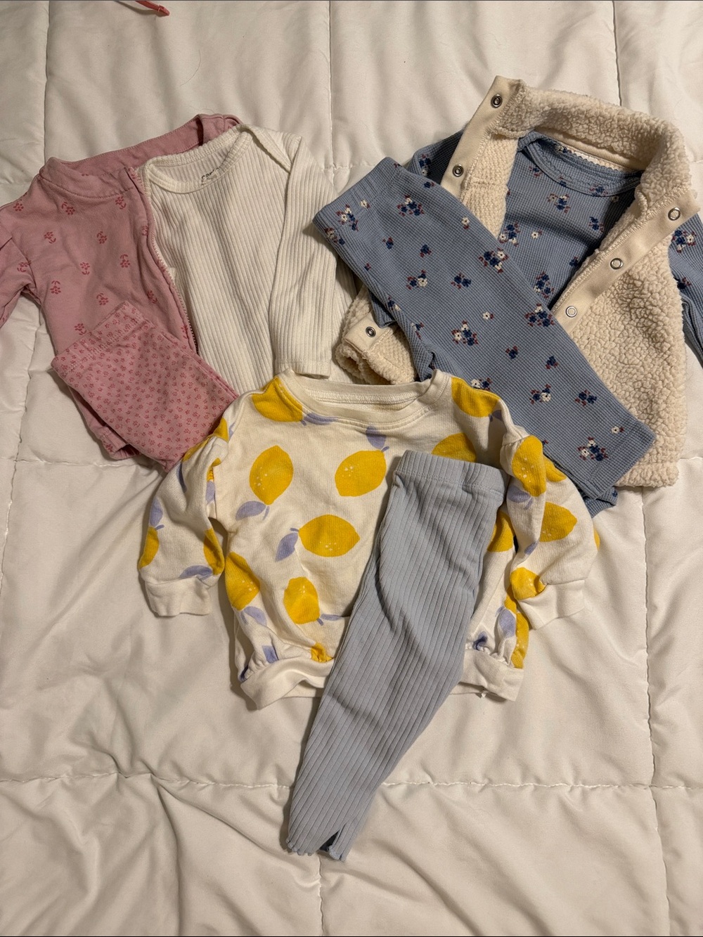 Set of 3 Cold Weather outfits Size 3-6 month